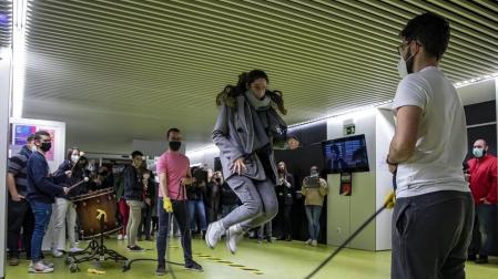 El Conservatorio Superior de Música de Navarra acogió un encuentro a favor del humor y contra el 'establishment' musical