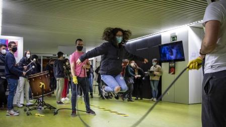 El Conservatorio Superior de Música de Navarra acogió un encuentro a favor del humor y contra el 'establishment' musical