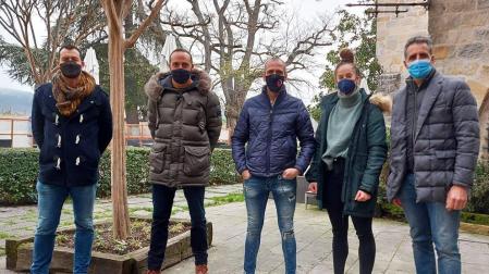 Figuras del deporte navarro se unen para evitar reuniones en Navidad