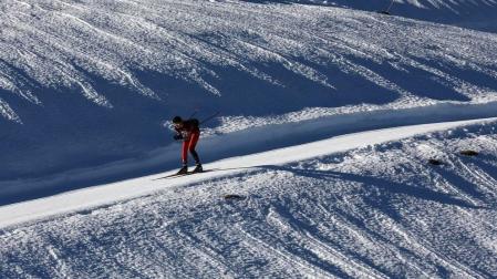 Los aficionados a los deportes de invierno pudieron disfrutar de la nieve con el primer día de las instalaciones este domingo 20 de diciembre.