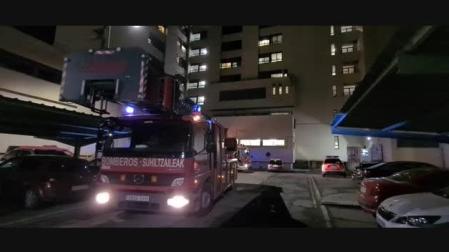 Bomberos de Tudela intervienen por un incendio en una habitación en el hospital Reina Sofía