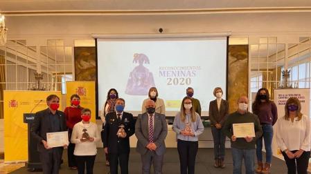 Policía Municipal de Pamplona, IES Navarro Villoslada y Cruz Roja, premiados por luchar contra la violencia de género