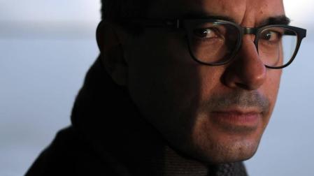 Memoria y violencia de género guían la nueva novela de Carlos Ollo