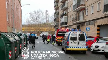 El coche golpeó a una mujer en la calle Doctor Repáraz de Pamplona.