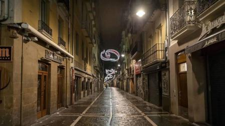 2020 se despide en Pamplona con las calles vacías