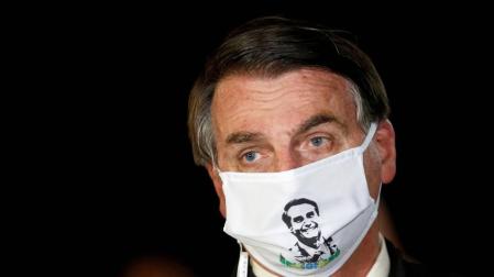 Bolsonaro da positivo por coronavirus y se trata con cloroquina