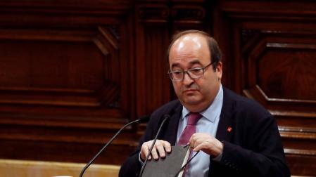 El Parlament rechaza que Iceta sea senador y bloquea que presida el Senado