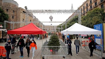 Cataluña restringe la movilidad y establece franjas horarias en hostelería