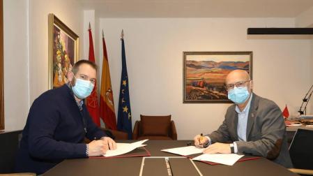 El Gobierno de Navarra y Galar mejorarán la carretera Esparza-Salinas
