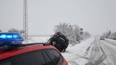 Más de la mitad de los 26 accidentes registrados desde el viernes en Navarra han sido salidas de vía
