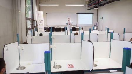 El laboratorio de análisis sensorial de la UPNA cumple veinte años