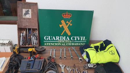 Material recuperado por la Guardia Civil en el robo de la empresa de Lodosa.