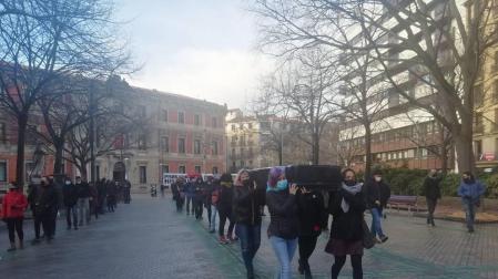 Los sindicatos se manifiestan para exigir medidas contra la siniestralidad laboral