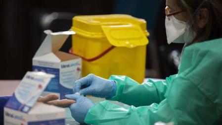 Bajan los positivos en Navarra tras cuarto jornadas al alza, aunque se rozan los 200 casos