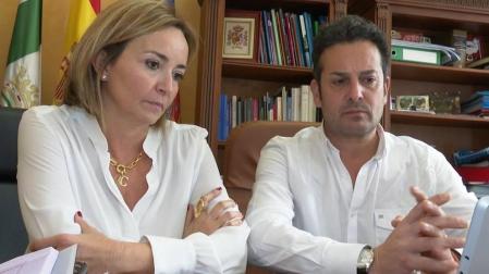 El PSOE suspende de militancia a tres alcaldes que se vacunaron contra la Covid