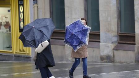 El viento alcanzó los 106 km/h en Bera y superó los 80 en Biurrun y Etxarri Aranatz