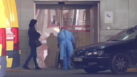 Piden la dimisión del consejero de Salud de Murcia por vacunarse contra la Covid sin corresponderle