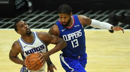 Clippers y Sixers estrenan liderato; los "Big 3" debutan con derrota