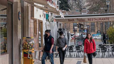 Los bares se suman al cierre solidario frente a la epidemia