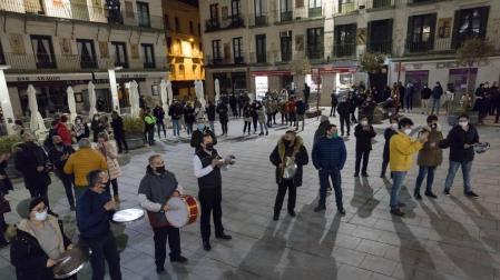 Hosteleros de la Ribera lanzan un SOS