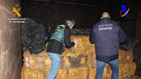 Condenados por el contrabando de tabaco en internet en Arre y Burlada