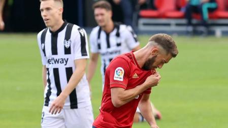 El canterano de Osasuna, a un partido de los 300, repasa los hitos de sus 10 temporadas como rojillo