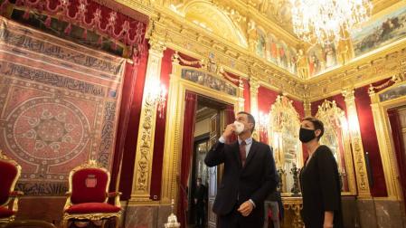 Unos 500 funcionarios cobran más que la presidenta Chivite