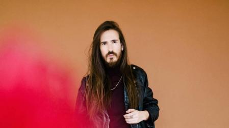 Carlos Sadness presentará en Baluarte su disco 'Tropical Jesús' el 1 de mayo