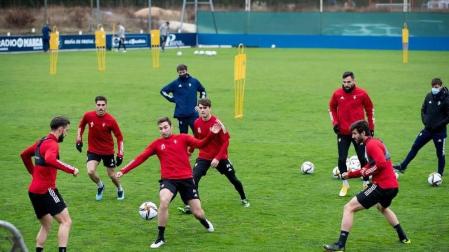 Osasuna retoma el trabajo sin Jony ni Budimir