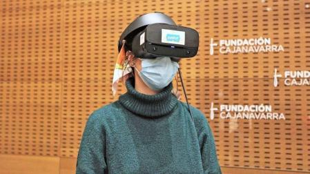 Eunate presenta unas gafas virtuales que facilitan la rehabilitación auditiva de personas sordas