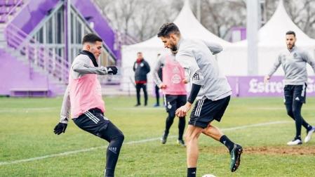 Los exrojillos Xisco y Kodro cambian de equipo