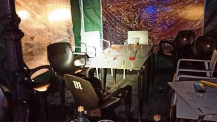 La Policía Foral sorprende a ocho personas en un botellón tras las quejas vecinales