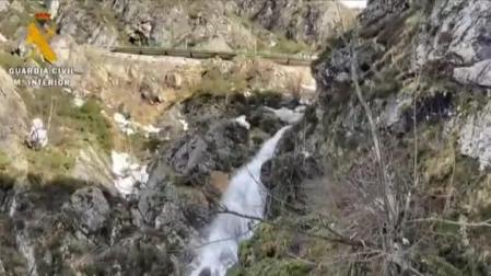 Localizado el cuerpo del trabajador que arrastró un alud de nieve en Asturias el pasado 1 de enero