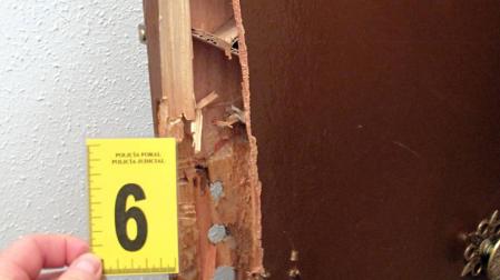 Tres detenidos por robar electrodomésticos y muebles en una vivienda
