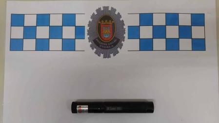 Denunciado un menor por apuntar con un dispositivo de luz láser a los conductores