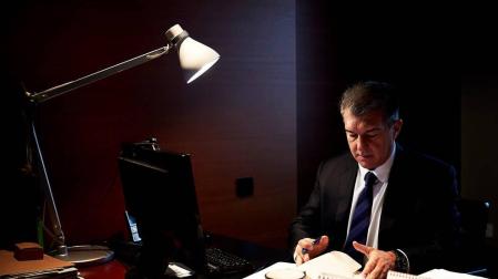Laporta quiere reactivar al Barça con la emisión de bonos