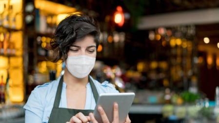 CaixaBank lanza 'Food&Drinks' para asentarse en el sector de la restauración