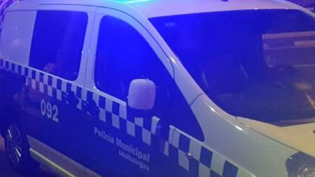 Un coche patrulla de la Policía Municipal de Pamplona.