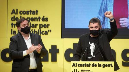 El independentismo carga con todo contra Illa en la recta final