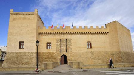 El castillo de Marcilla, sede del ayuntamiento, conmemora este año su VI centenario.