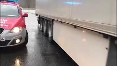 Vídeo del camionero sancionado tras darse a la fuga en Legasa