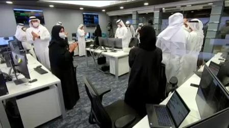 Entra en la órbita de Marte un satélite de observación de Emiratos Arabes Unidos