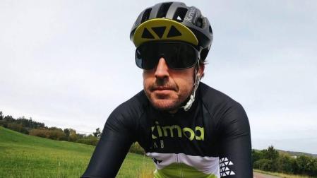 Fernando Alonso ha sido atropellado por un coche cuando montaba en bicicleta cerca de Lugano