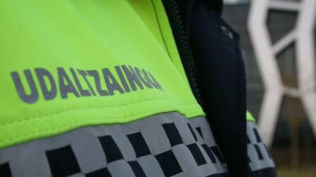 Dos detenidos y un policía herido en incidentes en el casco viejo de Vitoria