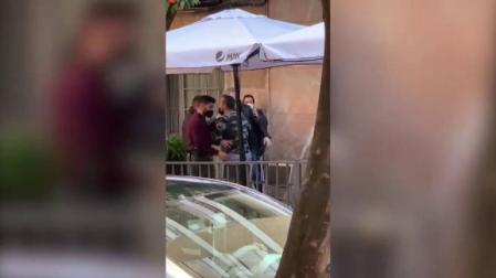 La juez ordena el ingreso en prisión de los dos policías que agredieron a un hombre y su hija