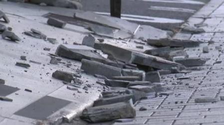 Un fuerte terremoto en Japón revive los peores temores de los vecinos de Fukushima