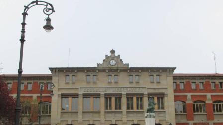 Pamplona invertirá 993.000 euros en reformas en siete colegios públicos