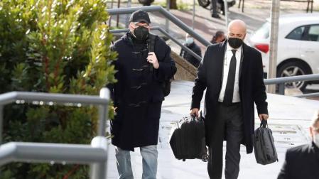 El hombre de los 2.000 tumores acepta dos años de cárcel