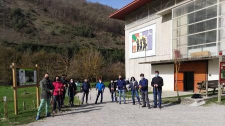 Imotz estrena un Centro de Marcha Nórdica con 40 kilómetros de rutas