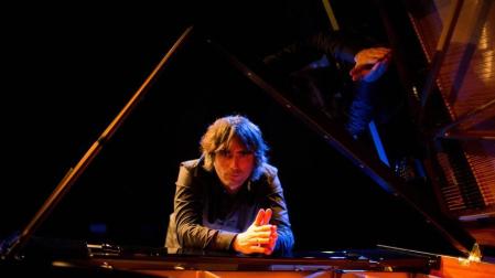 Mikel Azpiroz: “La gente está necesitada de cultura, en nuestro caso de música”